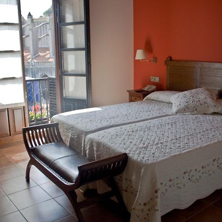 לקייטיו Hotel Palacio Oxangoiti חדר תמונה